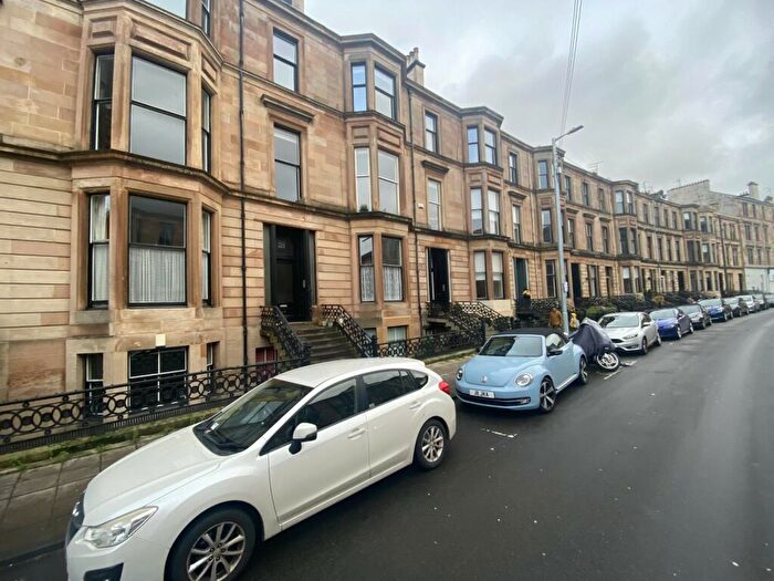 3 Bedroom Flat To Rent In Dowanside Road, Dowanhill, Glasgow, G12