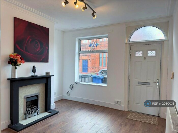 2 Bedroom End Of Terrace House To Rent In St Matthews Road, Stockport, SK3