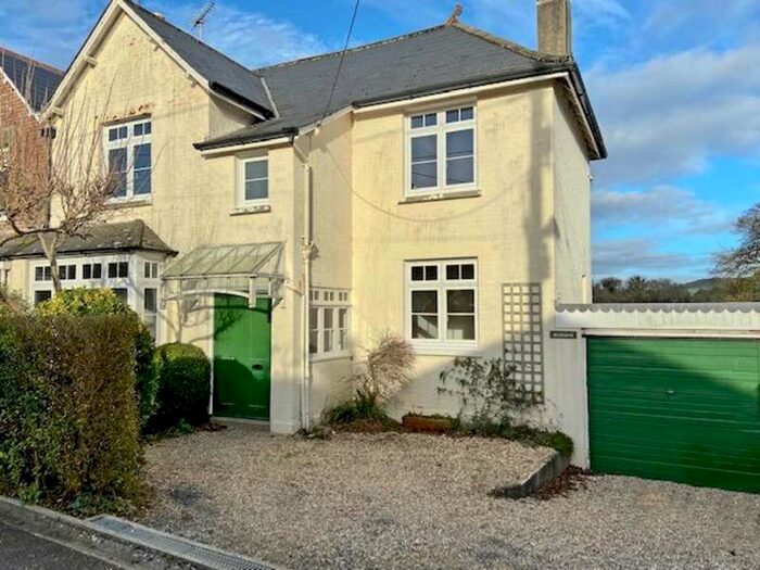 3 Bedroom Semi-Detached House To Rent In Chudleigh, Devon, TQ13