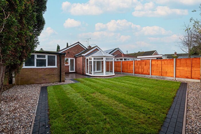 2 Bedroom Detached Bungalow For Sale In Ford Way, Rugeley, WS15