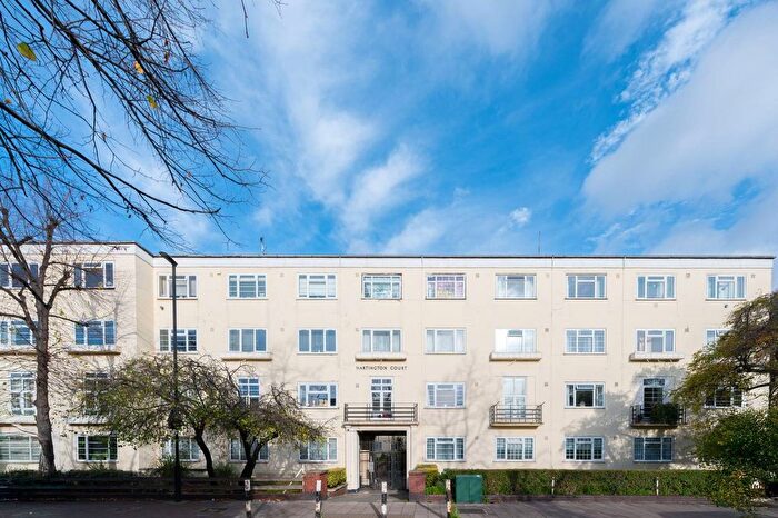 1 Bedroom Flat For Sale In Hartington Court, Lansdowne Way, Stockwell, London, SW8