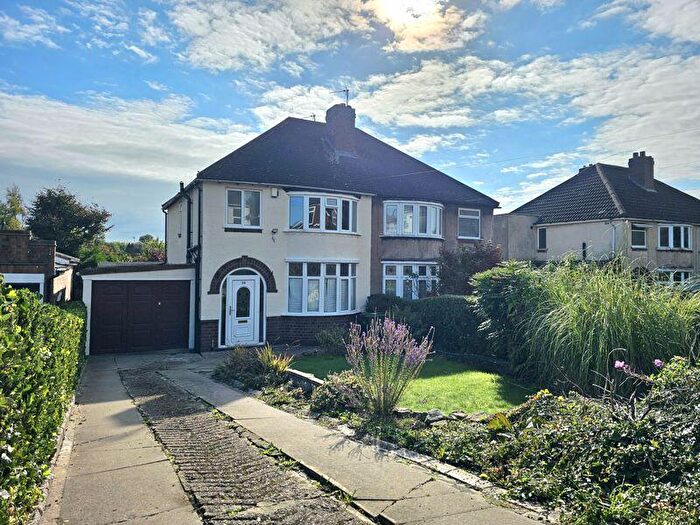3 Bedroom Semi-Detached House To Rent In Bath Street, Dudley, DY3