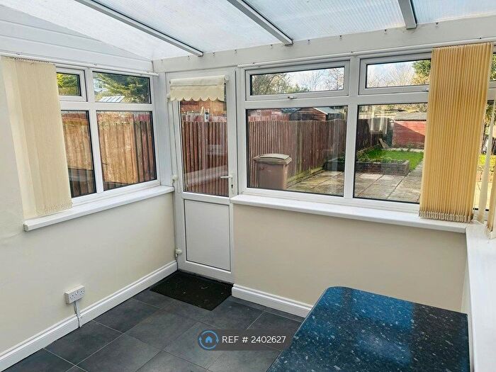 3 Bedroom Terraced House To Rent In Strathmore Ave., Luton, LU1
