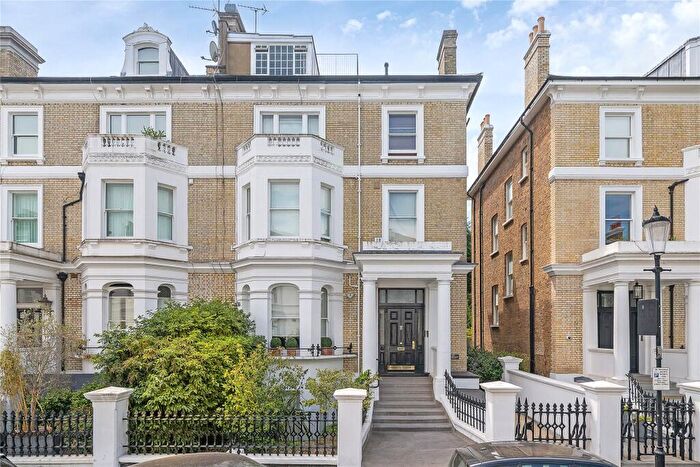 1 Bedroom Flat For Sale In The Little Boltons, Chelsea, London, SW10