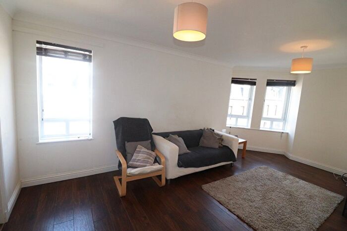 1 Bedroom Flat To Rent In Ashvale Court, Aberdeen, AB10