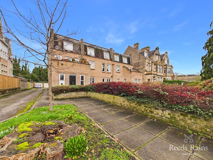 1 Bedroom Maisonette For Sale In Pearson Park, Hull, HU5