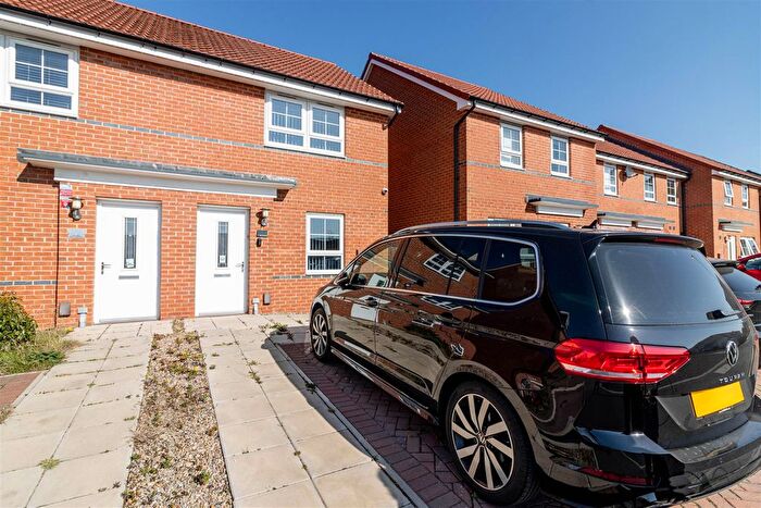 2 Bedroom Semi-Detached House To Rent In Lilac Crescent, Newcastle Upon Tyne, NE5