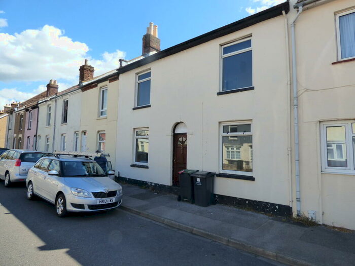 3 Bedroom Terraced House To Rent In Whitworth Road, Gosport, PO12