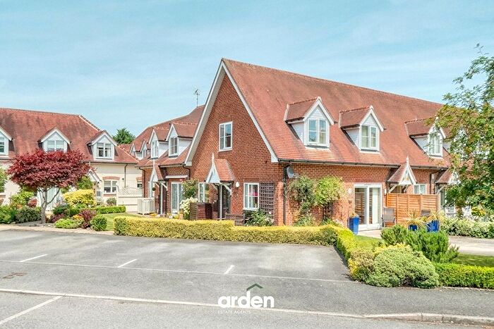 2 Bedroom Flat For Sale In Silvermead Court, Silver Street, Wythall, B47
