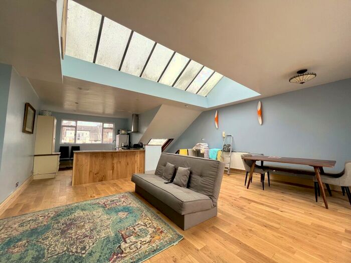 2 Bedroom Apartment To Rent In Denmark Terrace, Brighton, BN1