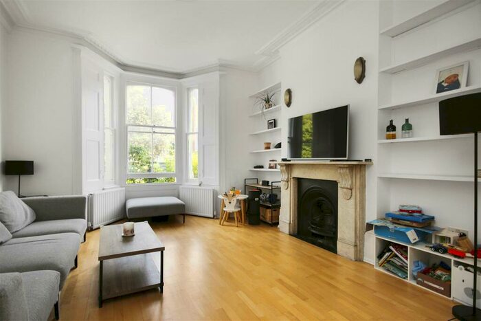 2 Bedroom Flat To Rent In Highbury Grange, N5