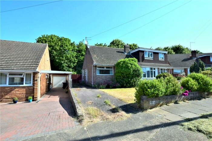 2 Bedroom Bungalow To Rent In Woodcote Avenue, Parklands, Northampton, NN3