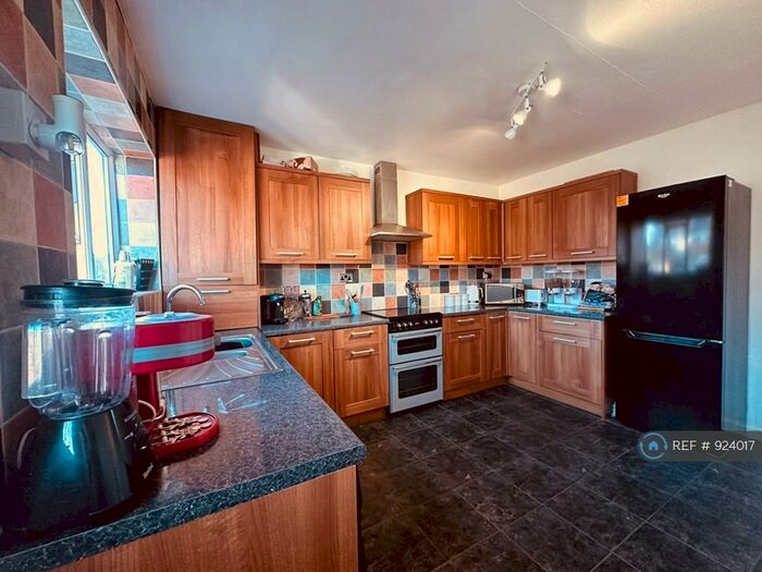 3 Bedroom Terraced House To Rent In Highfield Villas, Sherburn In Elmet, Leeds, LS25