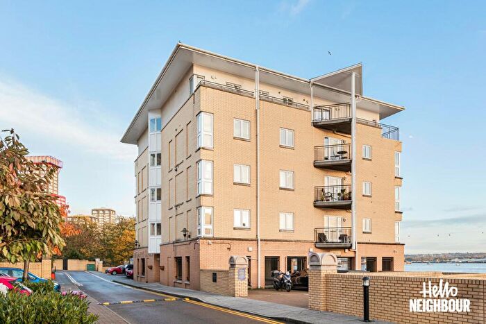 2 Bedroom Apartment To Rent In Atlantic Court, Jamestown Way, London, E14