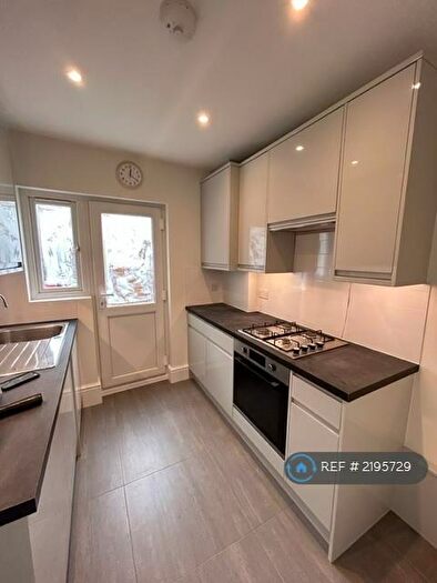 2 Bedroom Flat To Rent In Sidney Road, London, E7