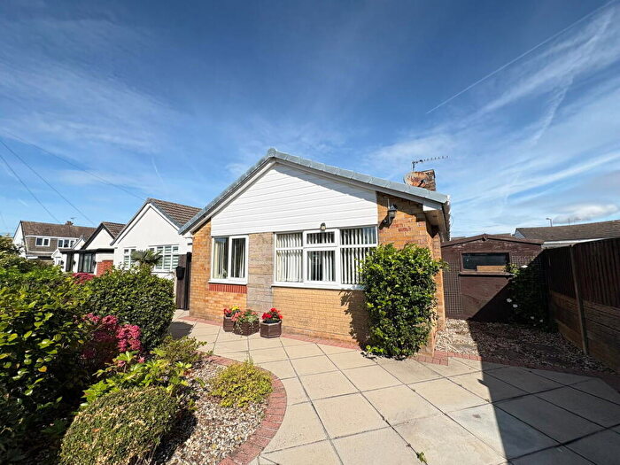 2 Bedroom Detached Bungalow For Sale In Riding Lane, Haskayne, L39