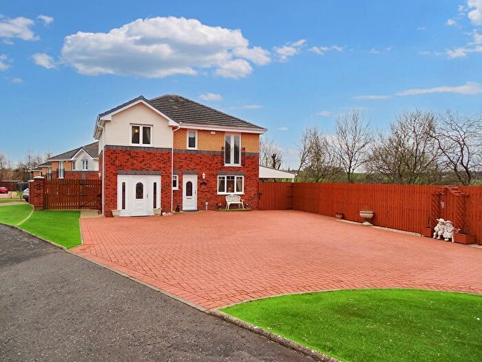 4 Bedroom Detached House For Sale In The Engine Green, Fishcross, Alloa, FK10