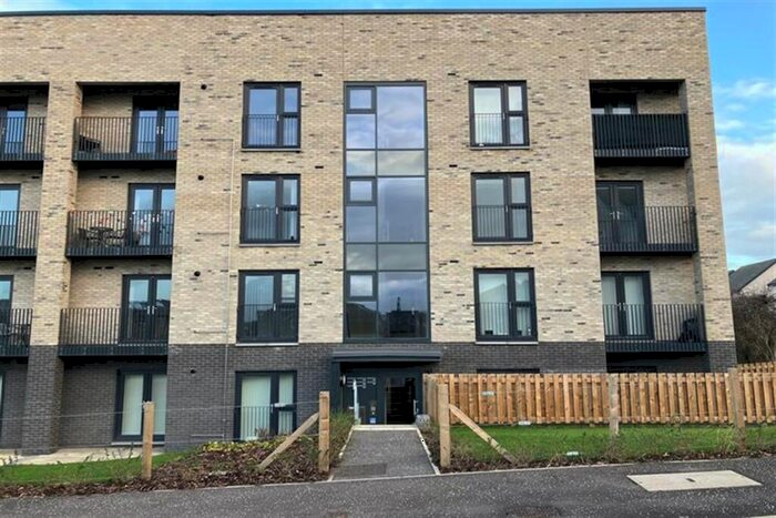 3 Bedroom Flat To Rent In Kane Neuk, EH16