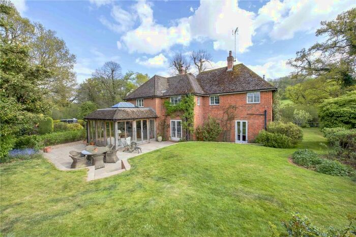 3 Bedroom Detached House For Sale In Well Lane, Bentworth, GU34