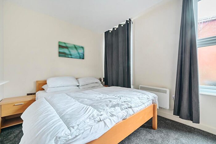2 Bedroom Flat To Rent In Central Reading, Reading, RG1