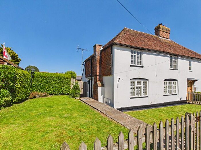 3 Bedroom Semi-Detached House For Sale In The Street, Kennington, Ashford, TN24