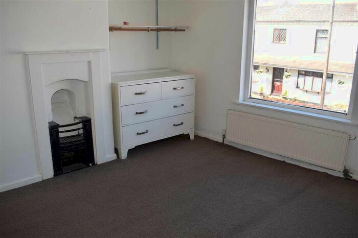 2 Bedroom Terraced House To Rent In Worcester Street, Stourbridge, DY8