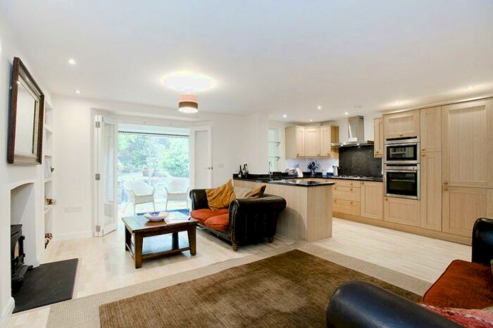 2 Bedroom Flat To Rent In Regents Park Road, Primrose Hill, NW1