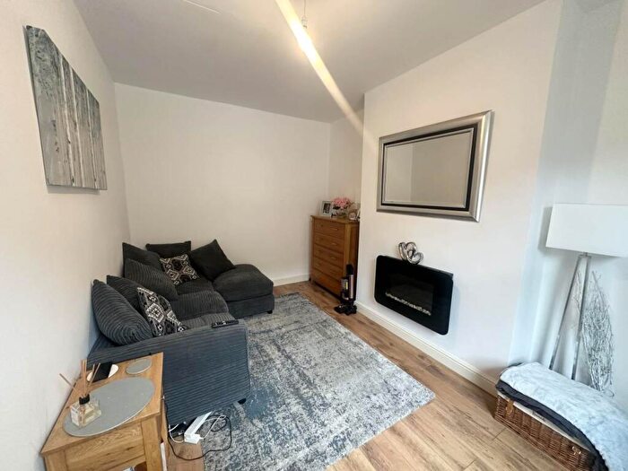 1 Bedroom House To Rent In Paradise Grove, Horsforth, Leeds, LS18