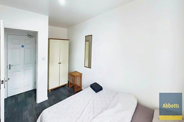 1 Bedroom Flat To Rent In Princes Street, Ipswich, IP1