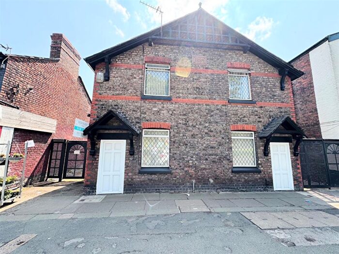 4 Bedroom Detached House For Sale In East Prescot Road, Liverpool, L14