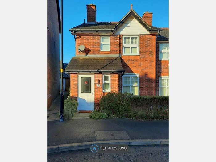 3 Bedroom End Of Terrace House To Rent In Sandmoor Place, Lymm WA13