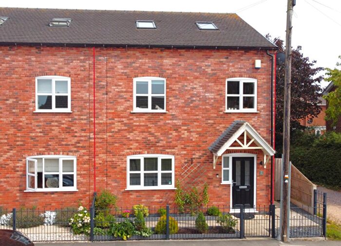 4 Bedroom Semi-Detached House For Sale In Church Street, Appleby Magna, DE12