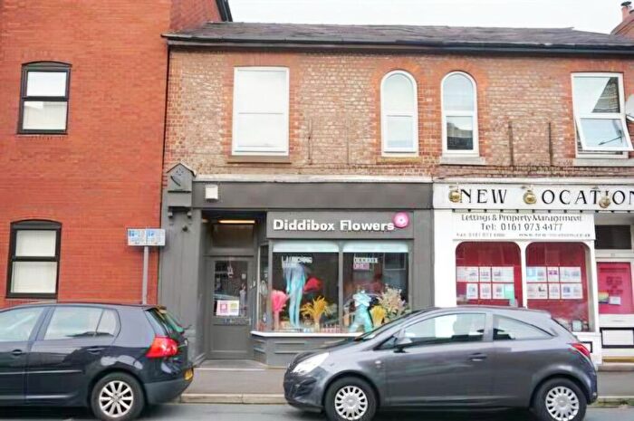 Flat To Rent In Tatton Road, Sale, M33