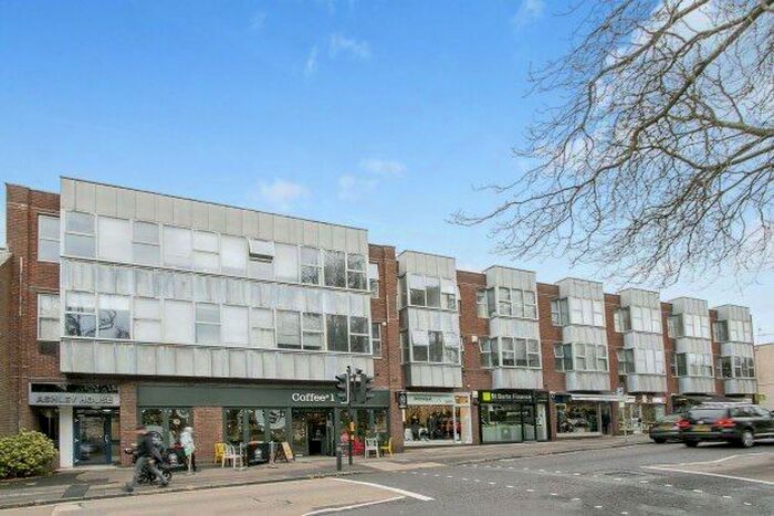 2 Bedroom Flat To Rent In Ashley House, Poole, BH14