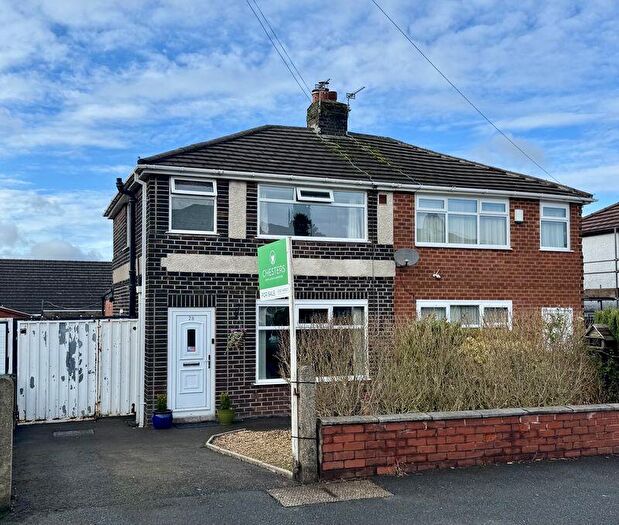 3 Bedroom Semi Detached House For Sale In Southdowns Road, Chorley, Lancashire, PR7