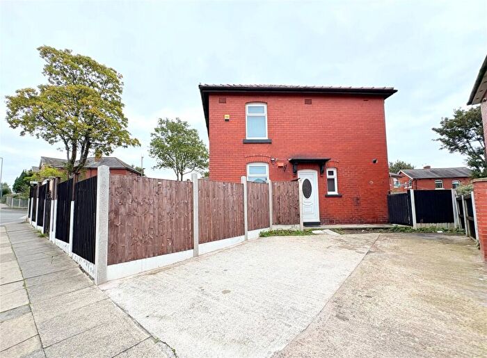 3 Bedroom Semi-Detached House For Sale In Willow Street, Bury, Greater Manchester, BL9