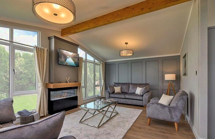 2 Bedroom Bungalow For Sale In Burnt House Lane, Newport, Isle Of Wight, PO30