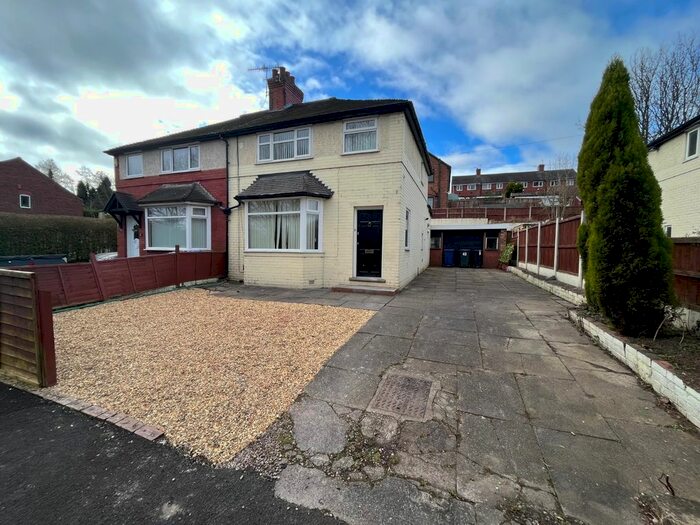 3 Bedroom Semi-Detached House To Rent In Orford Street, Newcastle, Staffordshire, ST5