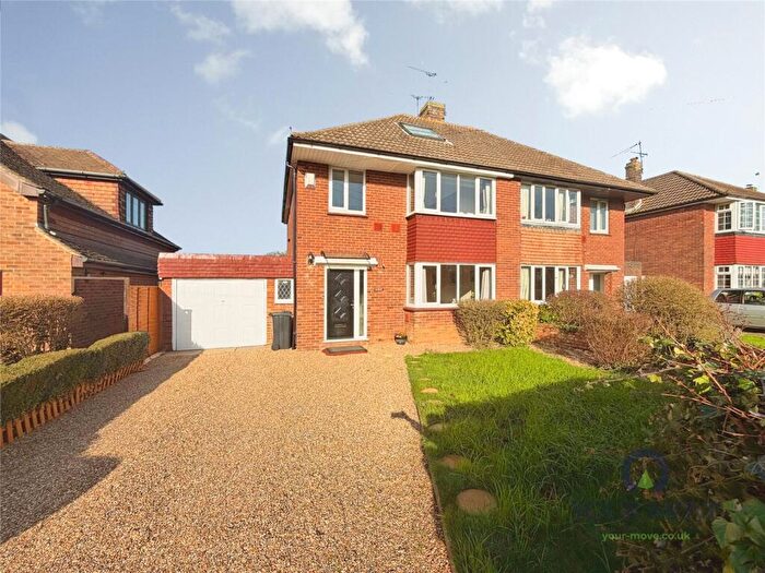 4 Bedroom Semi Detached House For Sale In Sutton Road, Maidstone, Kent, ME15