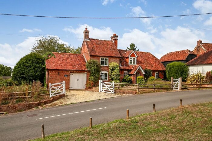 3 Bedroom Country House For Sale In The Green, Alderbury, Salisbury, Wiltshire, SP5