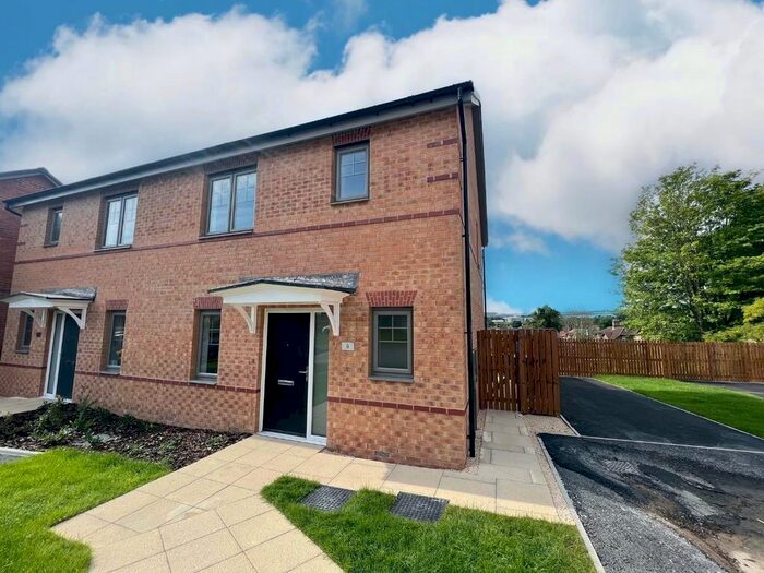 3 Bedroom Terraced House To Rent In Lidgett View, Pilley, Barnsley, S75