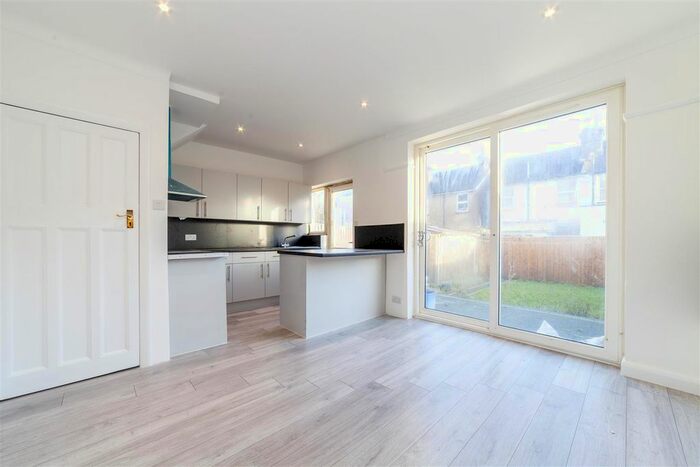 3 Bedroom Property To Rent In Storrington Road, Addiscombe, Croydon, CR0