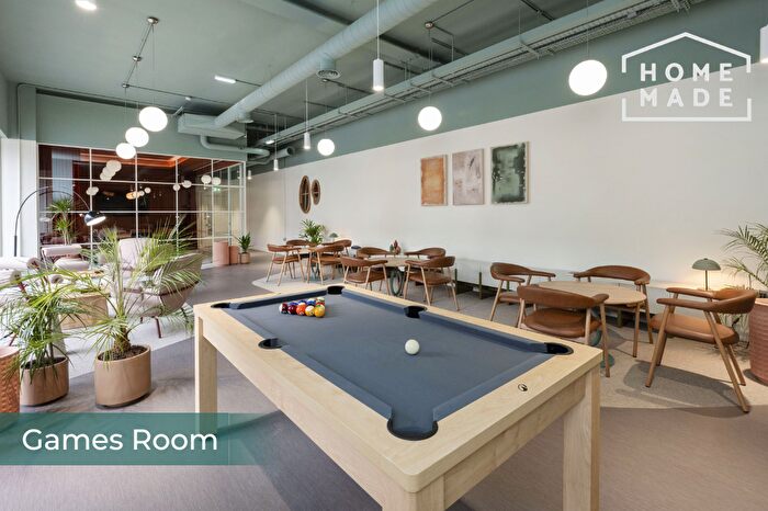 Studio To Rent In Foundry Courtyard, G4