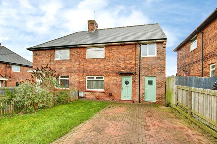 3 Bedroom Semi Detached House For Sale In Davis Crescent, Langley Park, Durham, DH7