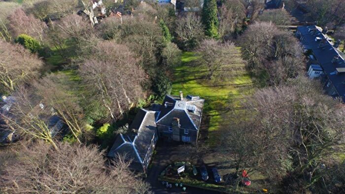 11 Bedroom Detached House To Rent In Rosehurst, LS6