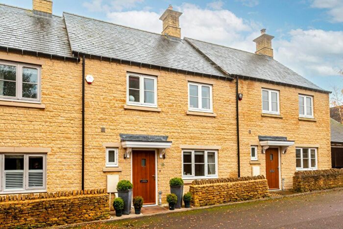 3 Bedroom Terraced House For Sale In Eastview Close, Stow On The Wold, GL54