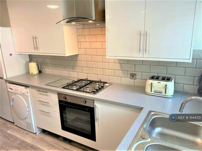 5 Bedroom Semi-Detached House To Rent In Egginton Road, Brighton, BN2