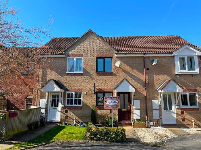 2 Bedroom Terraced House For Sale In Thomas Mead, Pewsham, Chippenham, SN15