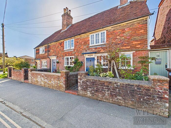 2 Bedroom End Of Terrace House For Sale In Mount Street, Battle, TN33