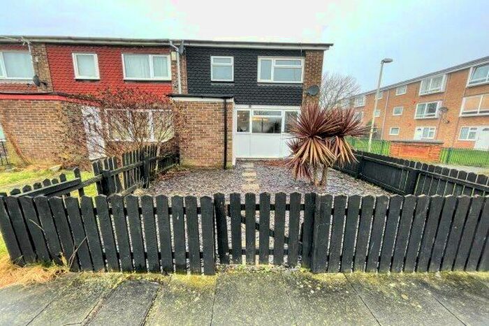 3 Bedroom End Of Terrace House To Rent In Grassholme, Darlington, DL1